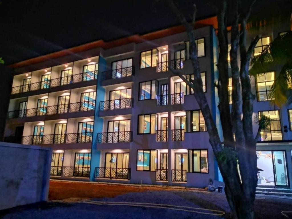 Seesea Resort Сатун Екстериор снимка