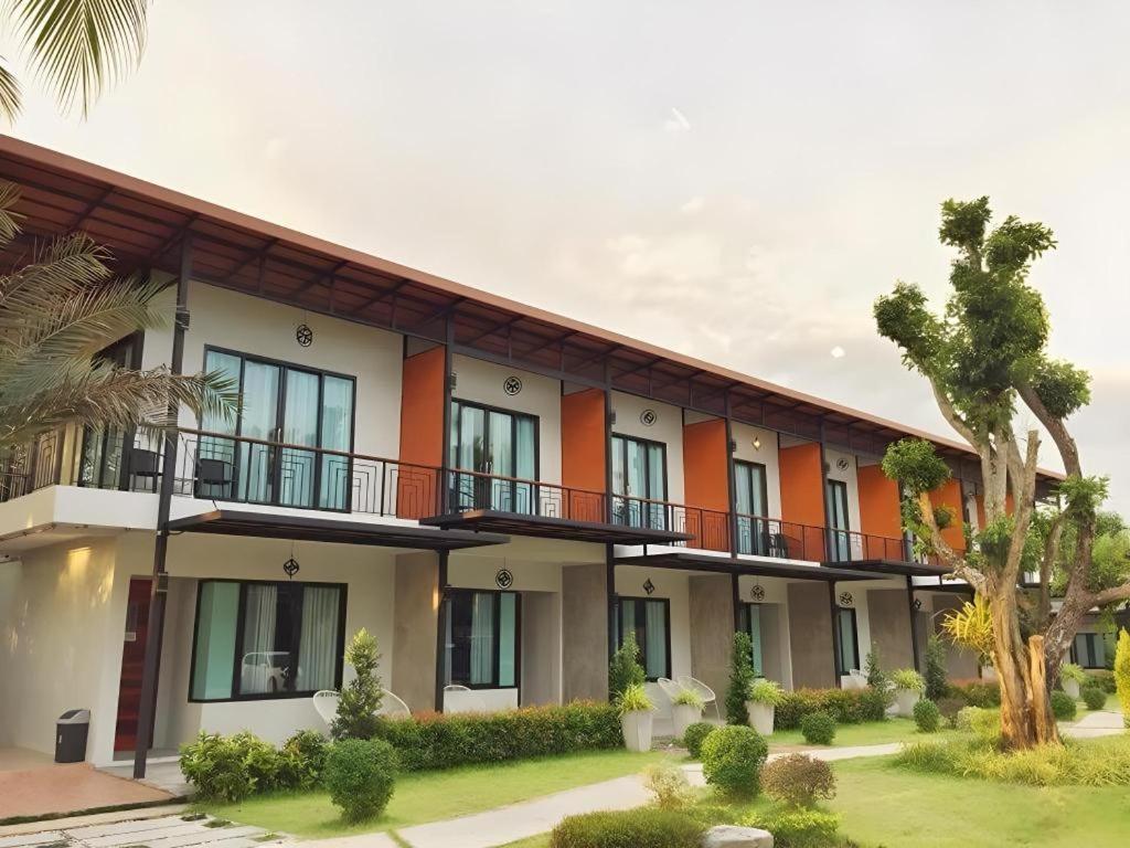 Seesea Resort Сатун Екстериор снимка